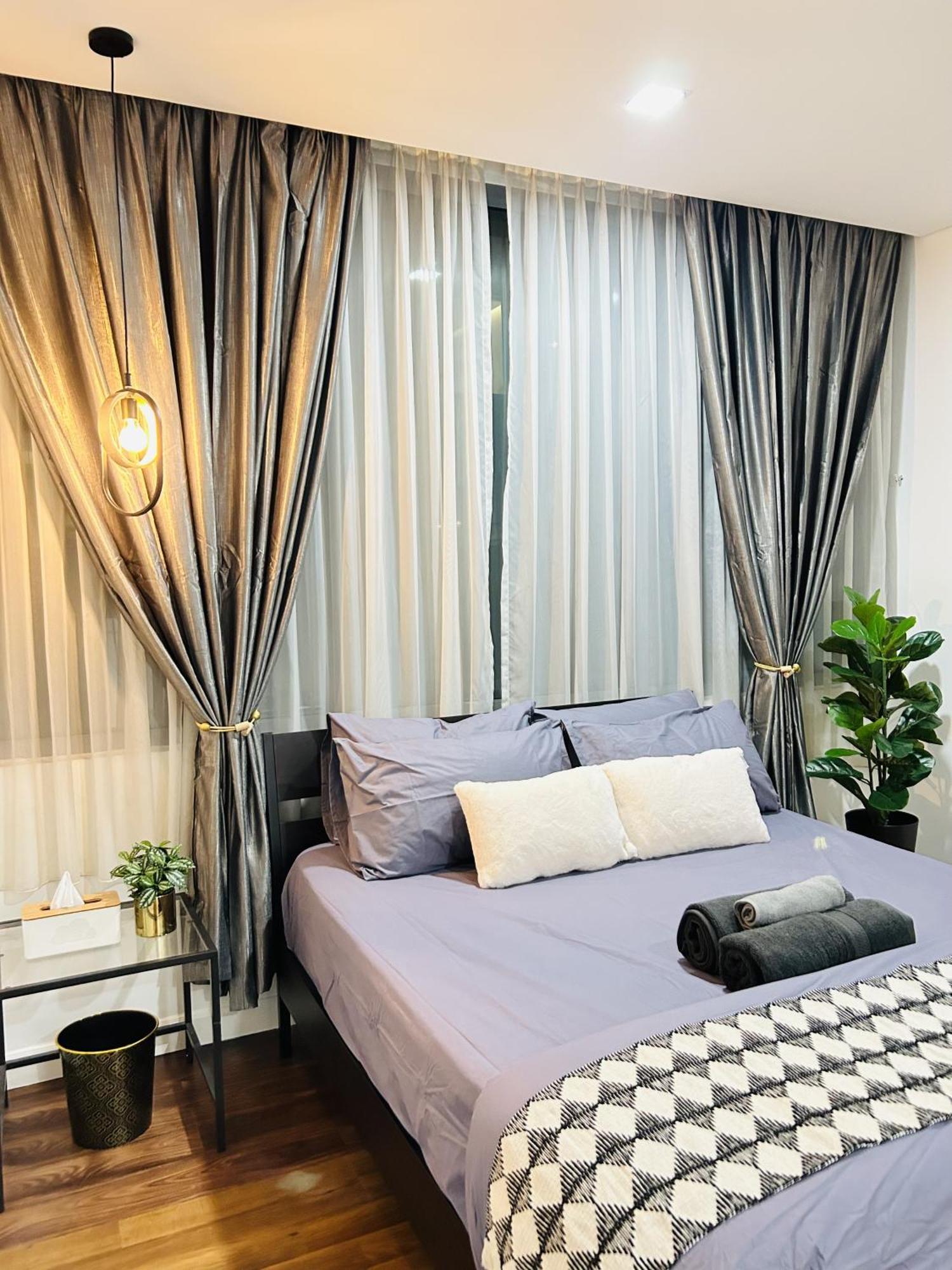 Summer Suites Klcc By Impexia Kuala Lumpur Exteriör bild
