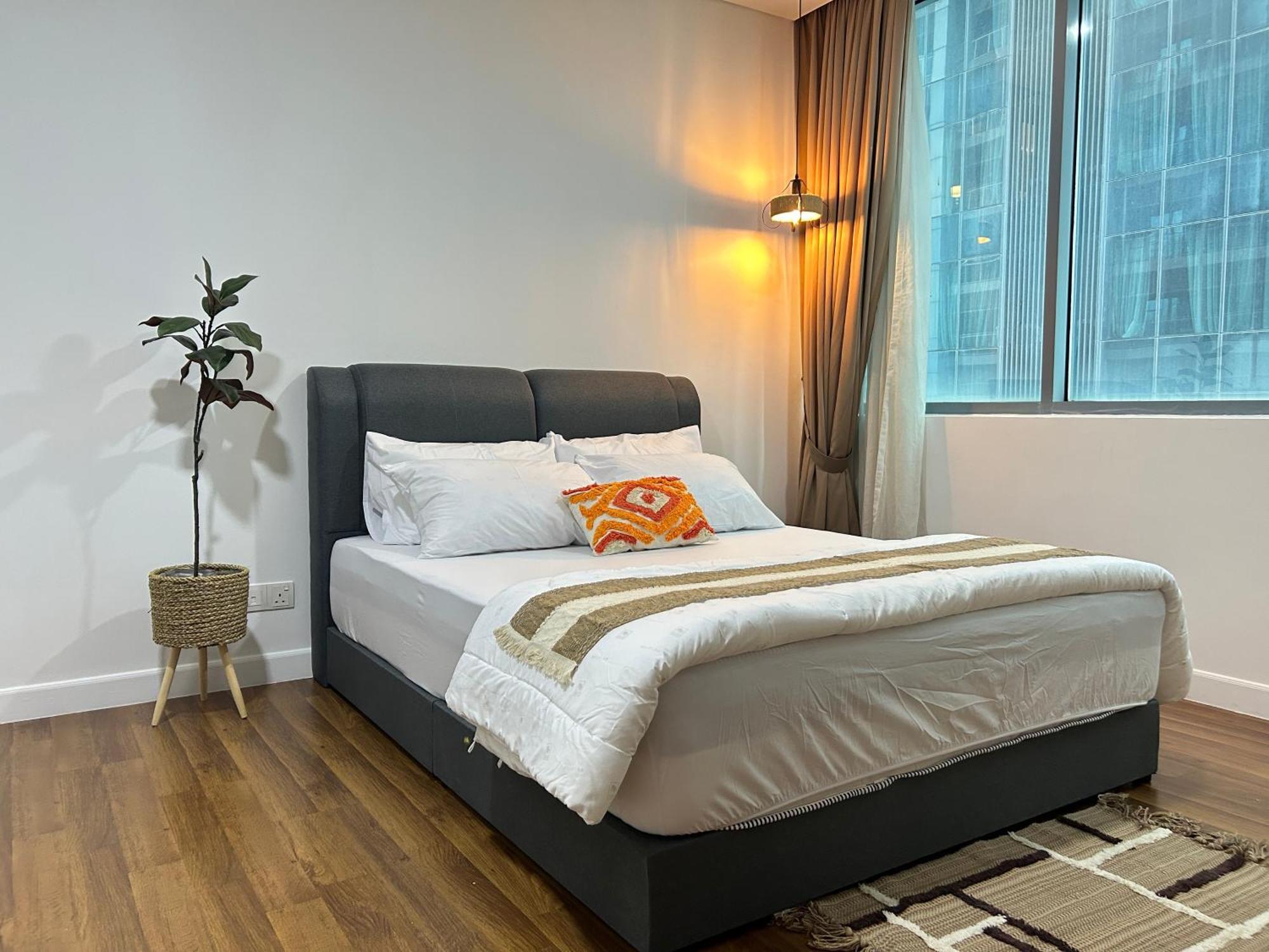 Summer Suites Klcc By Impexia Kuala Lumpur Exteriör bild
