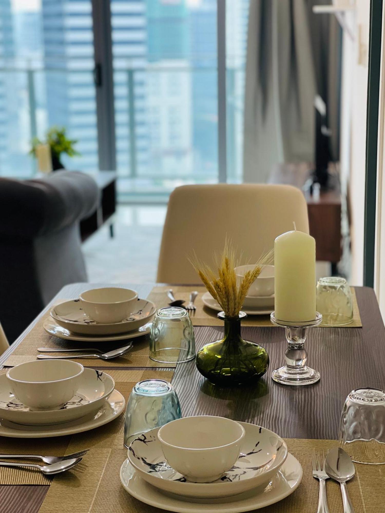 Summer Suites Klcc By Impexia Kuala Lumpur Exteriör bild
